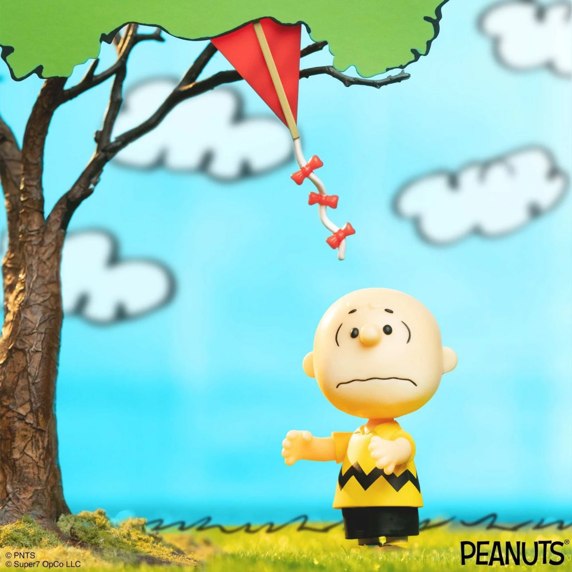 ריאקשן | Peanuts - Charlie Brown and the Kite-Eating Tree (Comic Panel) - Image 2