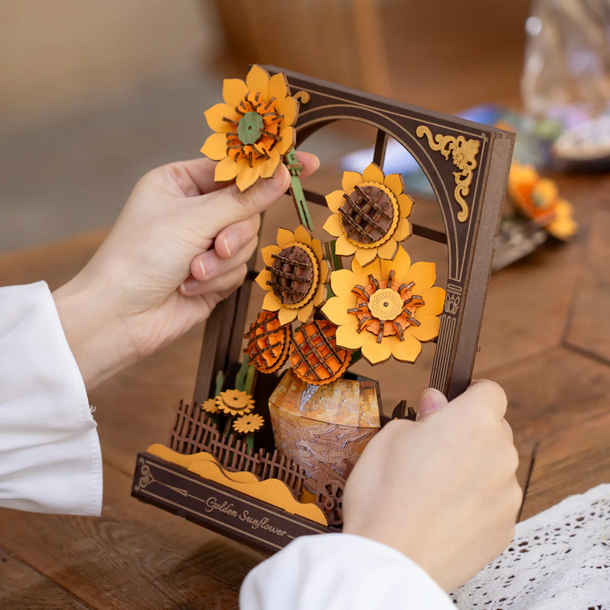 אמנות בהרכבה עצמית | Golden Sunflower - Image 5