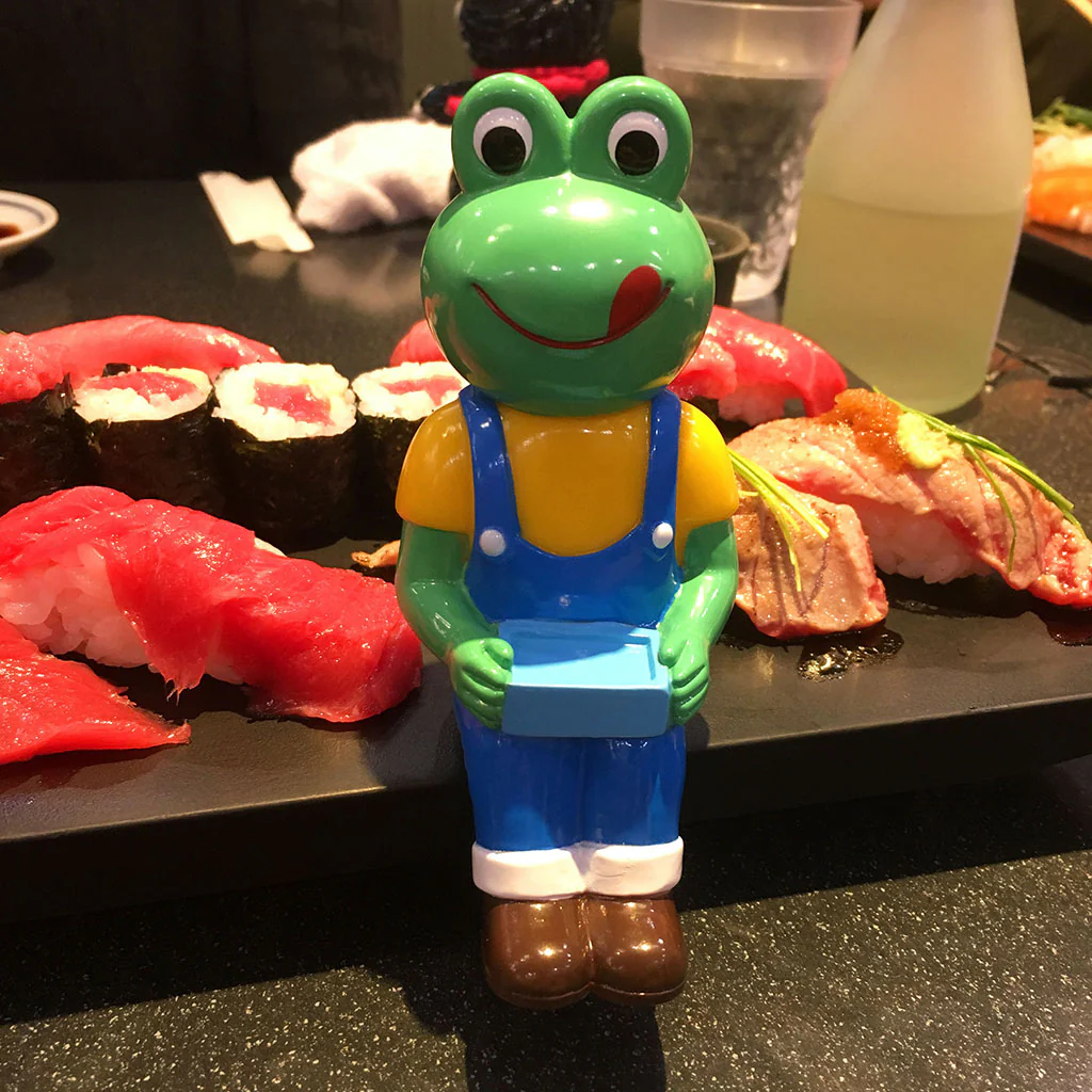 בובת אספנות | Worker Frog (Lunch Time) - Image 3
